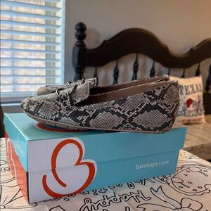 BareTraps Women's Snakeskin Pattern Loafers - Black and Gray